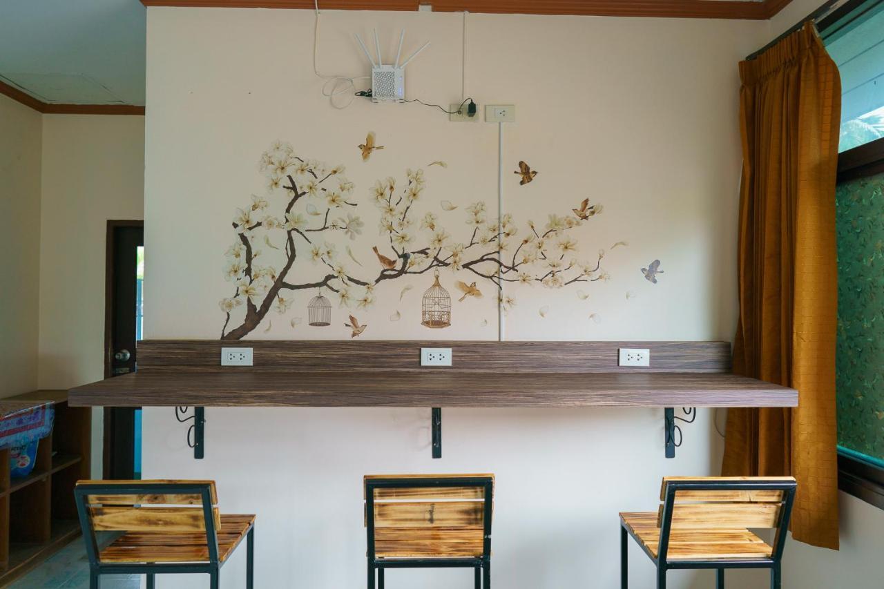 Thungtawan Hotel Nakhon Si Thammarat Buitenkant foto