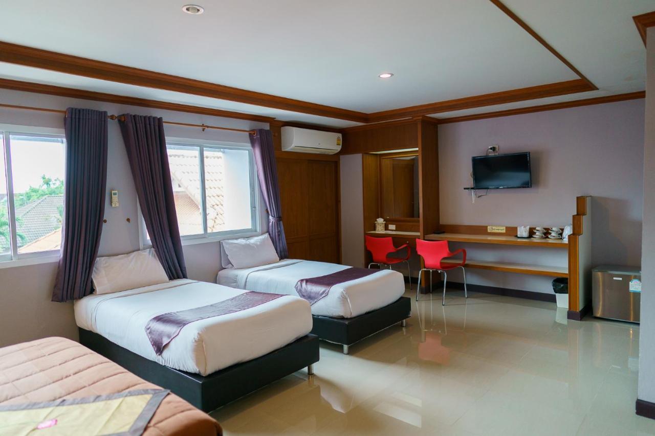 Thungtawan Hotel Nakhon Si Thammarat Buitenkant foto