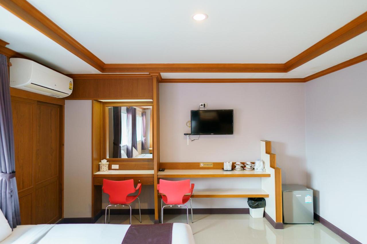 Thungtawan Hotel Nakhon Si Thammarat Buitenkant foto