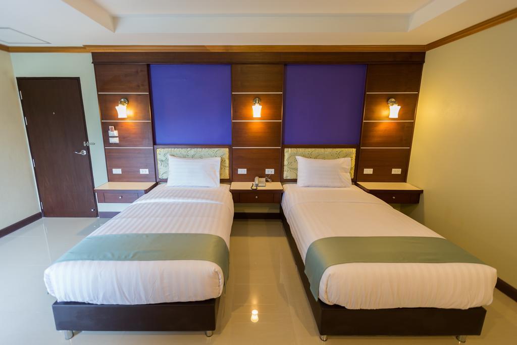 Thungtawan Hotel Nakhon Si Thammarat Buitenkant foto